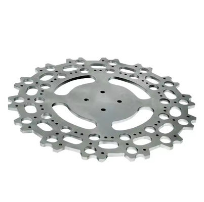 نطاق السماكة 0.1mm إلى 20mm قطع ليزر قطع قطع المعادن مع مسحوق أسود الطلاء معالجة الدقة السطحية