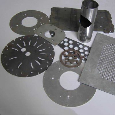 OEM مخصصة عالية الجودة الألومنيوم الفولاذ المقاوم للصدأ ورقة المعدن تصنيع ليزر قطع قطع المعادن قطع & خدمات لحام