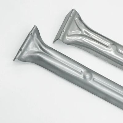 20 و 24 بوصة دعامة تعليق معدنية لخزانة الملابس لتحسين التنظيم